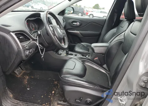 2019 Jeep Cherokee Latitude Plus z USA, uszkodzony, nr VIN 1C4PJMLX8KD483745